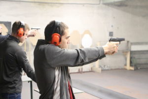 Учебная стрельба из пистолета Макарова