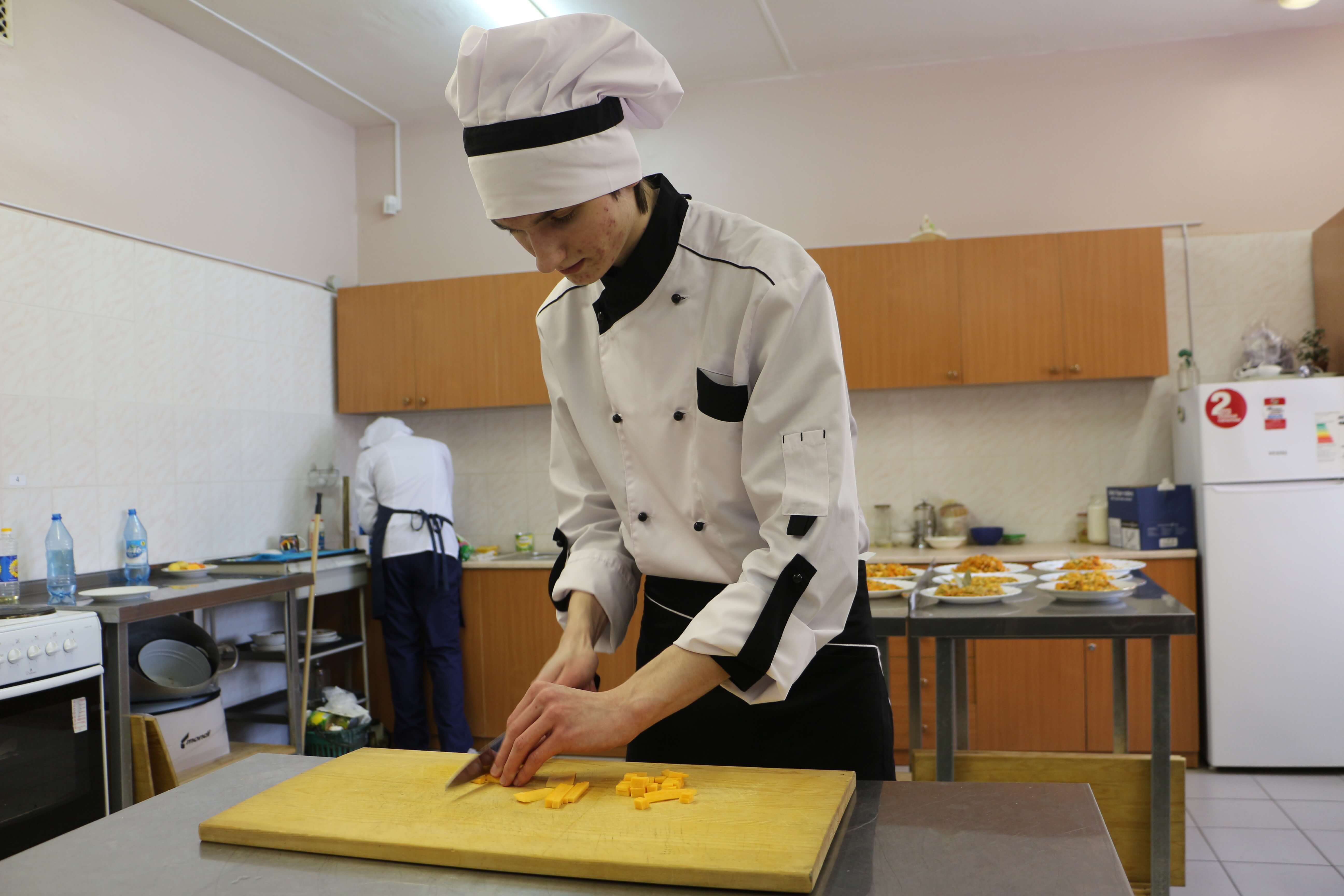 Реферат: Основы кулинарии в школе