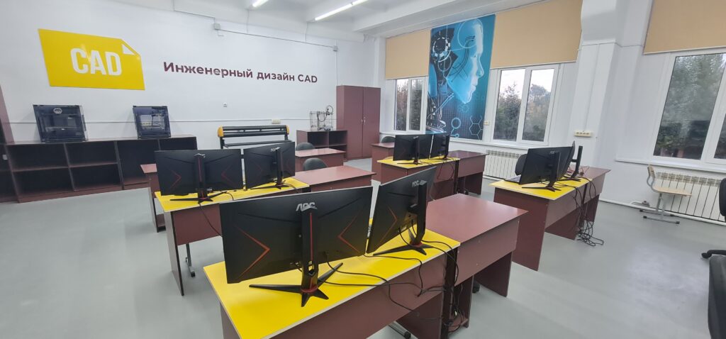 В Красноярском техникуме промышленного сервиса открылись три мастерские