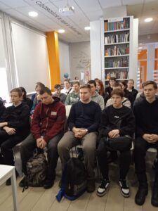 В Красноярской краевой молодежной библиотеке прошло мероприятие под названием Время понимания — Окно в будущее: искусственный интеллект»