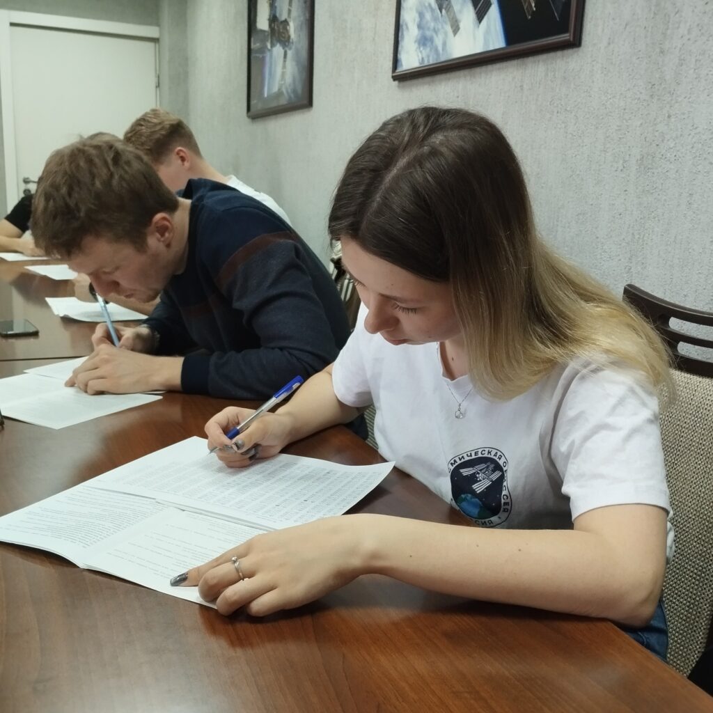 Психологи МЧС России провели тестирование участников проекта «Космическая одиссея»